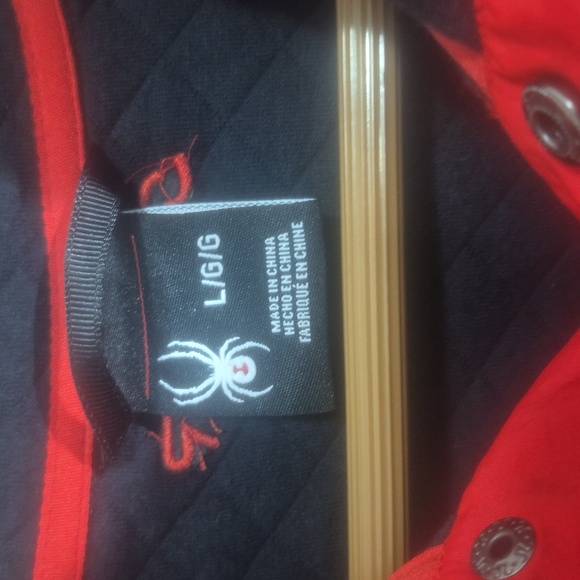 Spyder Men's Quilted Black Sweater with Red Accents - Picture 5 of 10